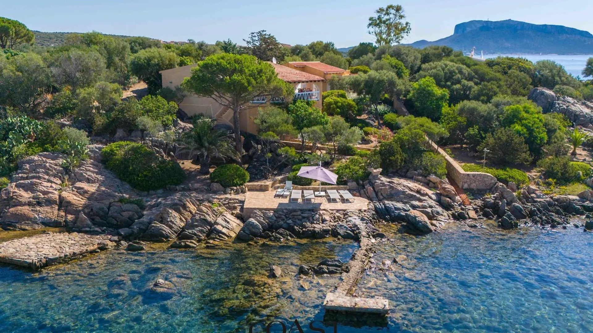 Cala Sassari - Pieds Dans L'Eau
